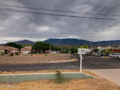 801 E Cactus Dr, Globe, AZ 85501 photo 5