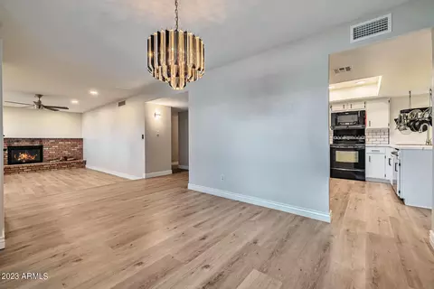 4140 N 85th Dr, Phoenix, AZ 85037 photo 9