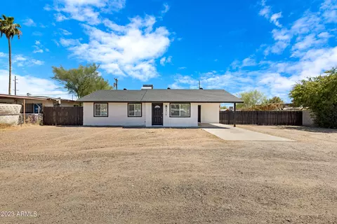 9919 E Cicero St, Mesa, AZ 85207