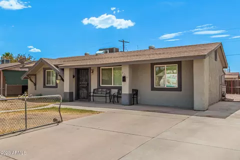2336 N 47th Dr, Phoenix, AZ 85035
