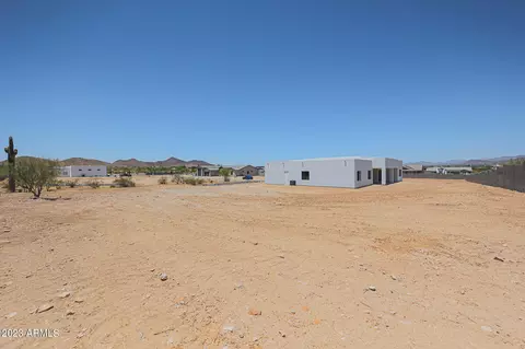 112 E Zenith Ln, Phoenix, AZ 85085 photo 51