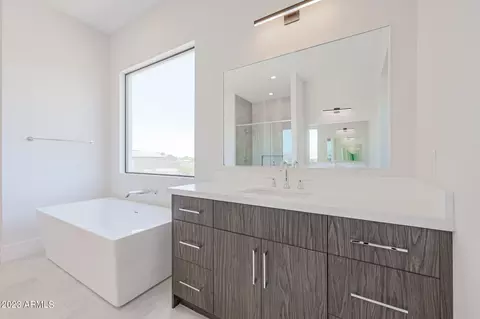 112 E Zenith Ln, Phoenix, AZ 85085 photo 18