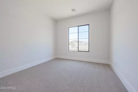 112 E Zenith Ln, Phoenix, AZ 85085 photo 30