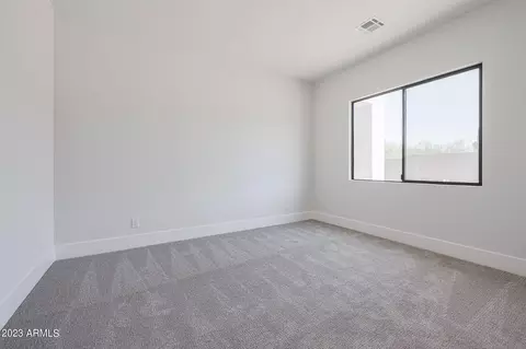 112 E Zenith Ln, Phoenix, AZ 85085 photo 40