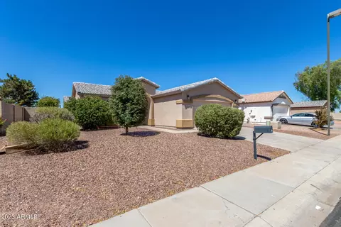 814 E Long Ave, Buckeye, AZ 85326 photo 3