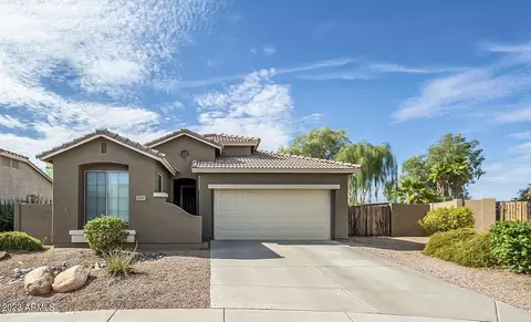 3287 E Powell Ct, Gilbert, AZ 85298