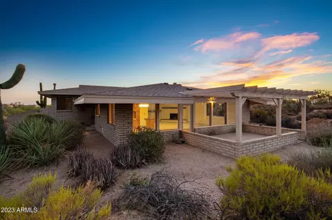 9426 E Romping Rd, Carefree, AZ 85377
