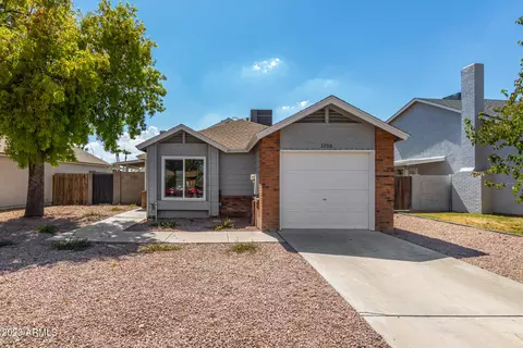 3206 N Ash Dr, Chandler, AZ 85224