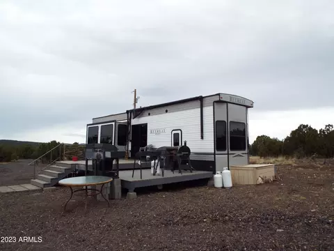 67 County Rd 8050 Rd, Concho, AZ 85924