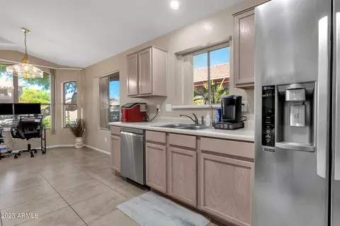 2243 E Pinto Dr, Gilbert, AZ 85296 photo 6