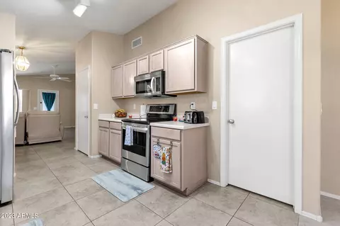 2243 E Pinto Dr, Gilbert, AZ 85296 photo 8
