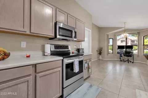 2243 E Pinto Dr, Gilbert, AZ 85296 photo 5