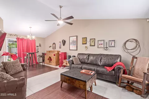 1813 E Sandra Ter, Phoenix, AZ 85022 photo 5