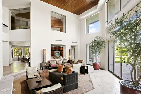 42 Biltmore Ests, Phoenix, AZ 85016 photo 8