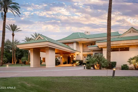42 Biltmore Ests, Phoenix, AZ 85016 photo 2