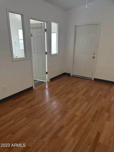 2902 E Sequoia Dr, Phoenix, AZ 85050 photo 5