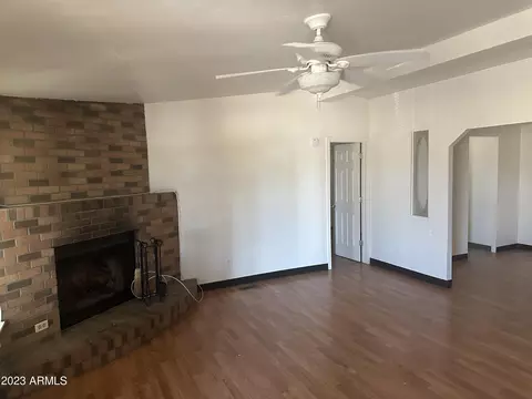 2902 E Sequoia Dr, Phoenix, AZ 85050 photo 7