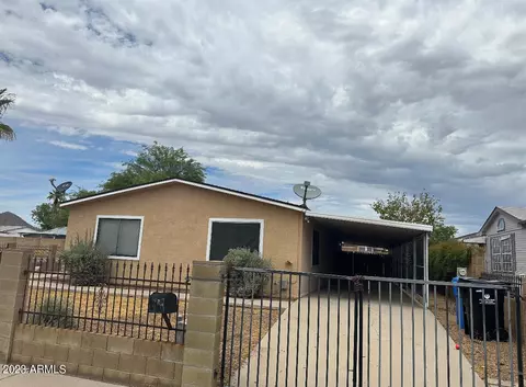 2902 E Sequoia Dr, Phoenix, AZ 85050 photo 3