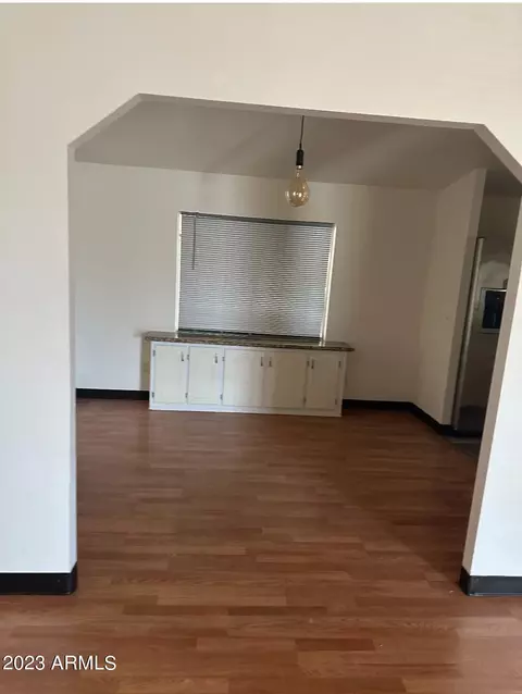 2902 E Sequoia Dr, Phoenix, AZ 85050 photo 8