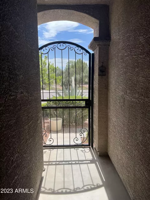 16658 N 177th Dr, Surprise, AZ 85388
