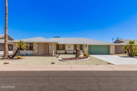 12427 W Fieldstone Dr, Sun City West, AZ 85375