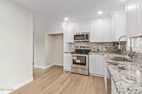 3076 N Prospectors Rd, Apache Junction, AZ 85119 photo 13