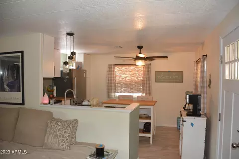 1804 W Tepee St #36, Apache Junction, AZ 85120 photo 8