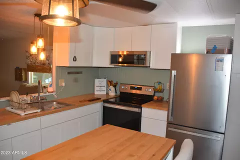 1804 W Tepee St #36, Apache Junction, AZ 85120 photo 11