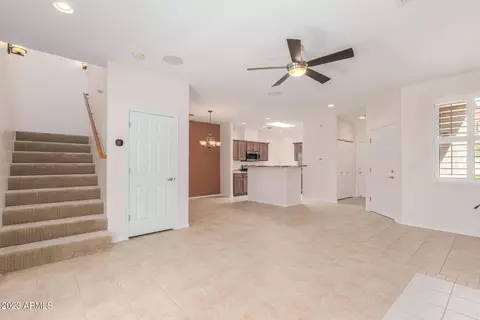 3221 N 37th St #17, Phoenix, AZ 85018 photo 6