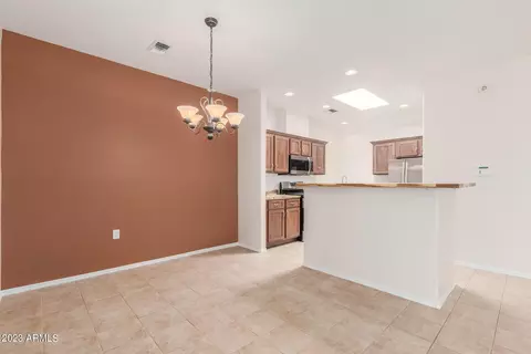 3221 N 37th St #17, Phoenix, AZ 85018 photo 9