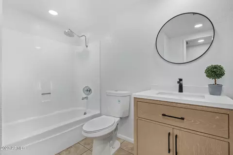 1129 E Winston Dr, Phoenix, AZ 85042 photo 13