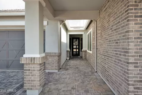 8026 E June Cir, Mesa, AZ 85207 photo 4