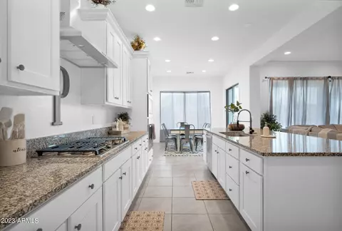 8026 E June Cir, Mesa, AZ 85207 photo 11