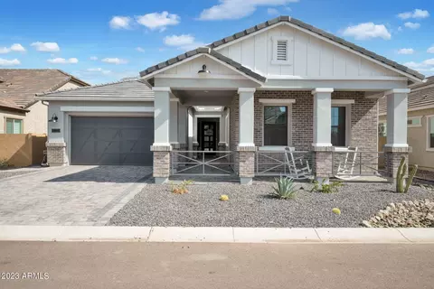 8026 E June Cir, Mesa, AZ 85207