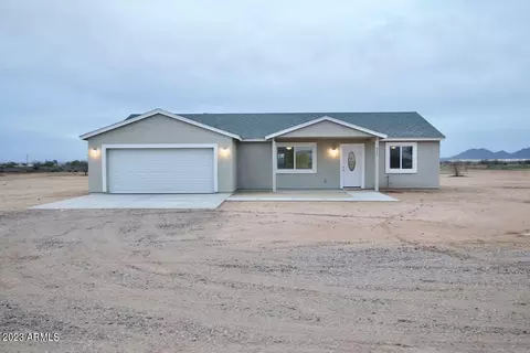 711 E Hanna Rd, Eloy, AZ 85131