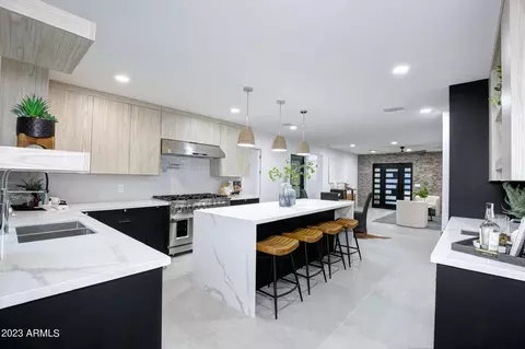 Kitchen - 2520 E Pierson St, Phoenix, AZ 85016 photo 1 of 10