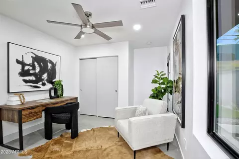 Living - 2520 E Pierson St, Phoenix, AZ 85016 photo 4 of 5