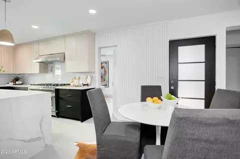 Kitchen - 2520 E Pierson St, Phoenix, AZ 85016 photo 4 of 10