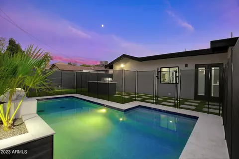 Exterior - 2520 E Pierson St, Phoenix, AZ 85016 photo 3 of 16