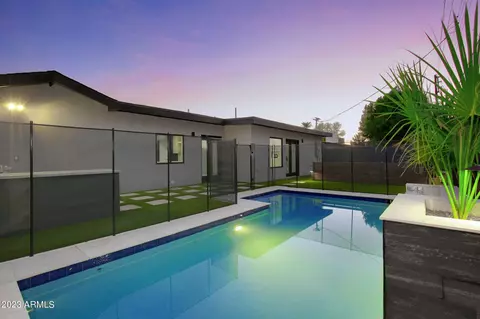 Exterior - 2520 E Pierson St, Phoenix, AZ 85016 photo 10 of 16