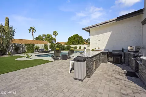 736 E Braeburn Dr, Phoenix, AZ 85022 photo 9