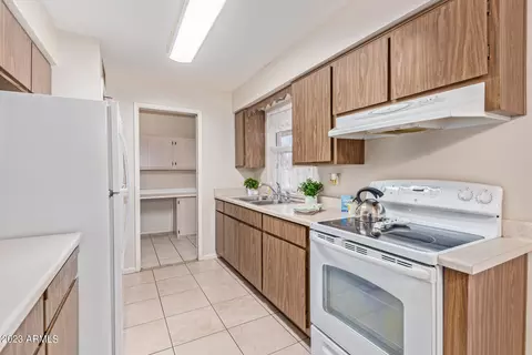 4346 E Carmel Cir, Mesa, AZ 85206 photo 13