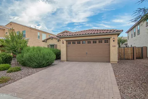 2338 E Bellerive Dr, Gilbert, AZ 85298 photo 3