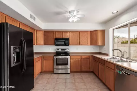 1767 E Del Rio St, Gilbert, AZ 85295 photo 12