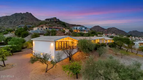 3636 E Lincoln Dr, Phoenix, AZ 85018 photo 3