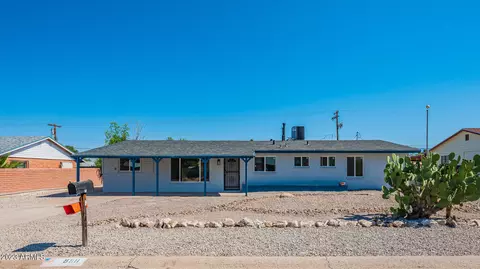 5911 E 27th St, Tucson, AZ 85711