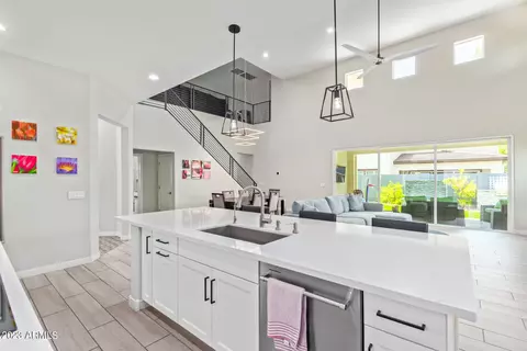 1555 E Ocotillo Rd #3, Phoenix, AZ 85014 photo 8