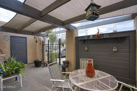 604 S Evergreen Rd, Tempe, AZ 85288