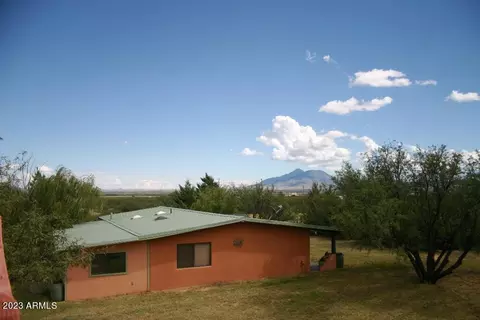 10810 S Samuel Rd, Hereford, AZ 85615