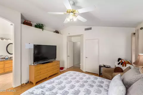 1705 E Horseshoe Ave, Gilbert, AZ 85296 photo 10